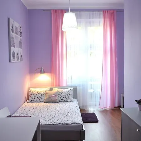 Happy House Albergue Poznań
